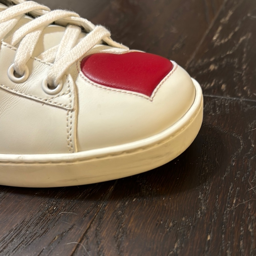 Gucci Ace White Sneakers with Red Heart Detail - Picture 7 of 12